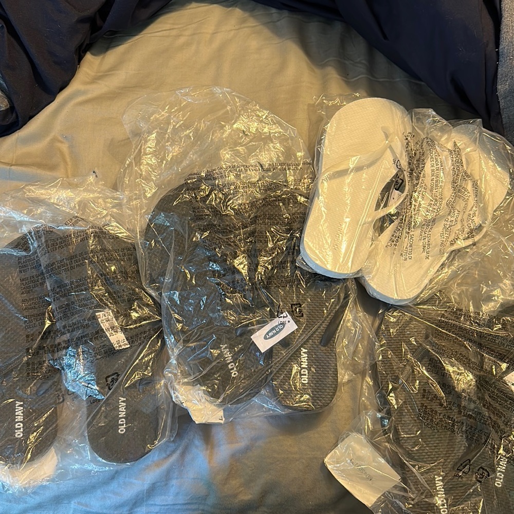 Brand new, Old Navy flip flops